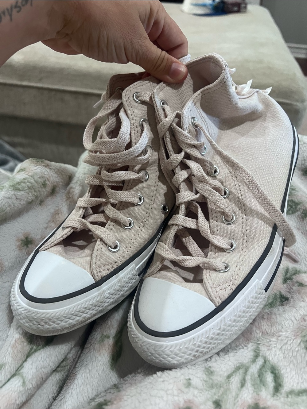 Kids High-Top Sneakers in Soft Pink
